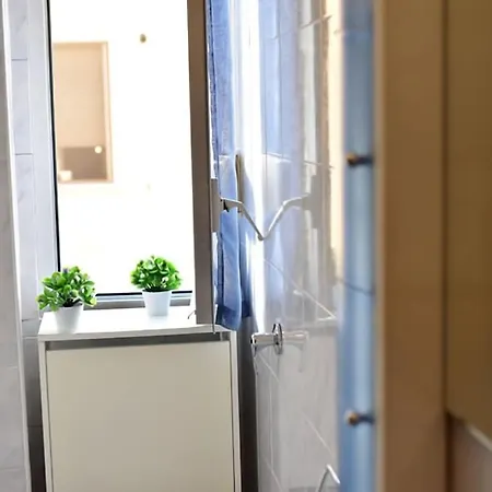 Sweet Metro, Linate E Sky Apartman Milánó